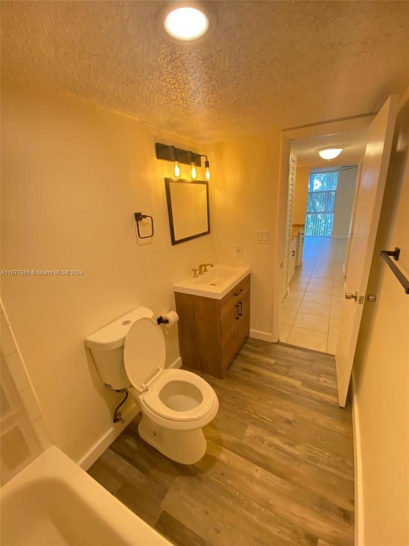2029 NW 46th Ave, Unit E308, Lauderhill, FL 33313 Photo