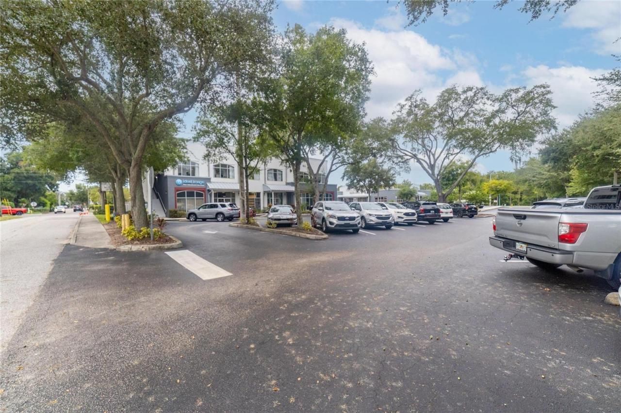 201 S Lakewood Drive, Brandon, FL 33511 Photo