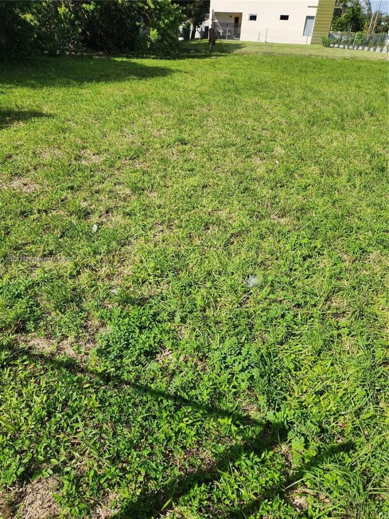 11110/20 NW 17th Ave, Miami, FL 33167 Photo