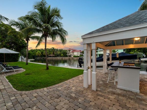 76412 Overseas Highway, ISLAMORADA, FL 33036