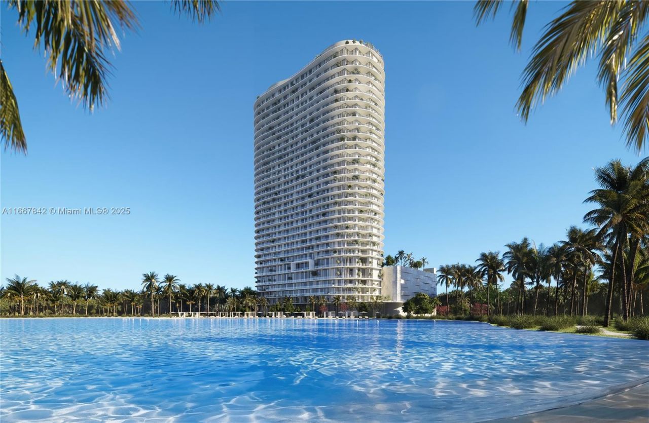 2411 Laguna Circle, Unit 2601, North Miami, FL 33181 Photo