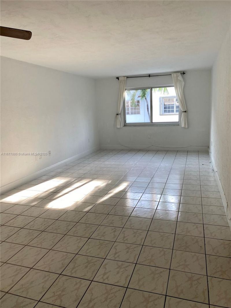 251 Galen Dr, Unit 204E, Key Biscayne, FL 33149 Photo