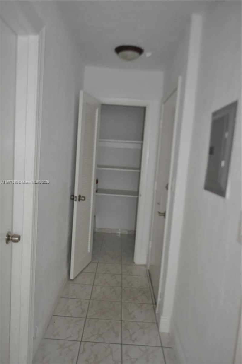251 Galen Dr, Unit 204E, Key Biscayne, FL 33149 Photo