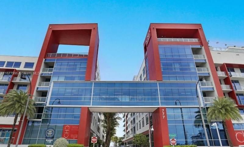 Please Call For Address, Unit S415, Hollywood, FL 33019 Photo