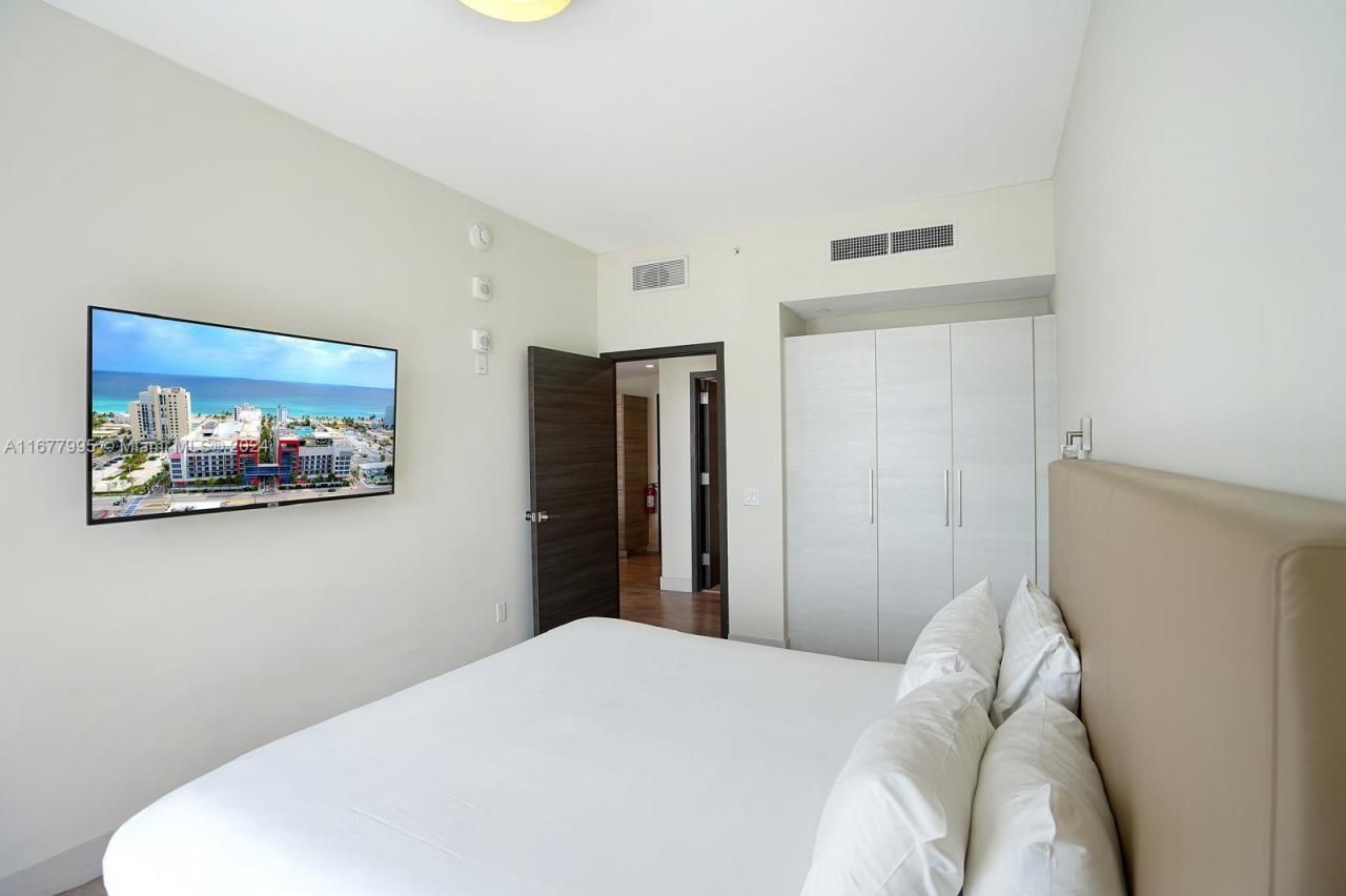 Please Call For Address, Unit S415, Hollywood, FL 33019 Photo