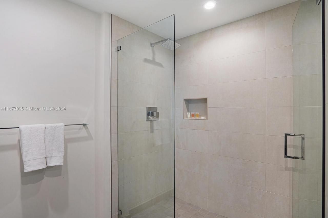 Please Call For Address, Unit S415, Hollywood, FL 33019 Photo