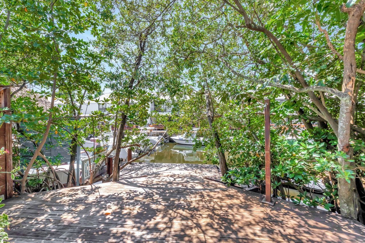 626 Mariners Way, Boynton Beach, FL 33435 Photo