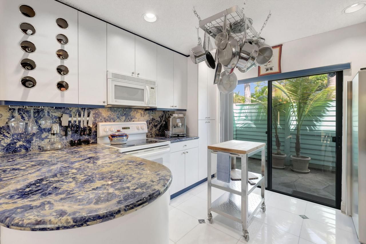 626 Mariners Way, Boynton Beach, FL 33435 Photo