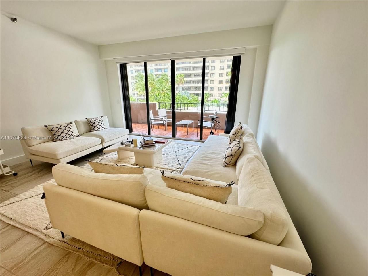 201 Crandon Blvd, Unit 324, Key Biscayne, FL 33149 Photo