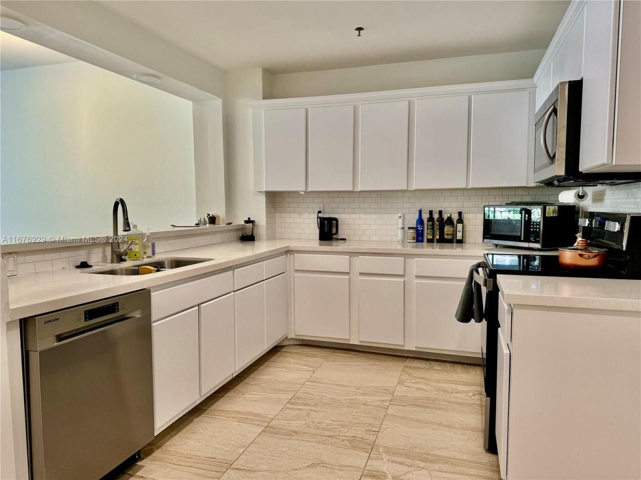 201 Crandon Blvd, Unit 324, Key Biscayne, FL 33149 Photo