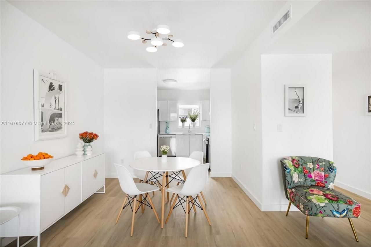 9881 E Bay Harbor Dr, Unit 205, Bay Harbor Islands, FL 33154 Photo