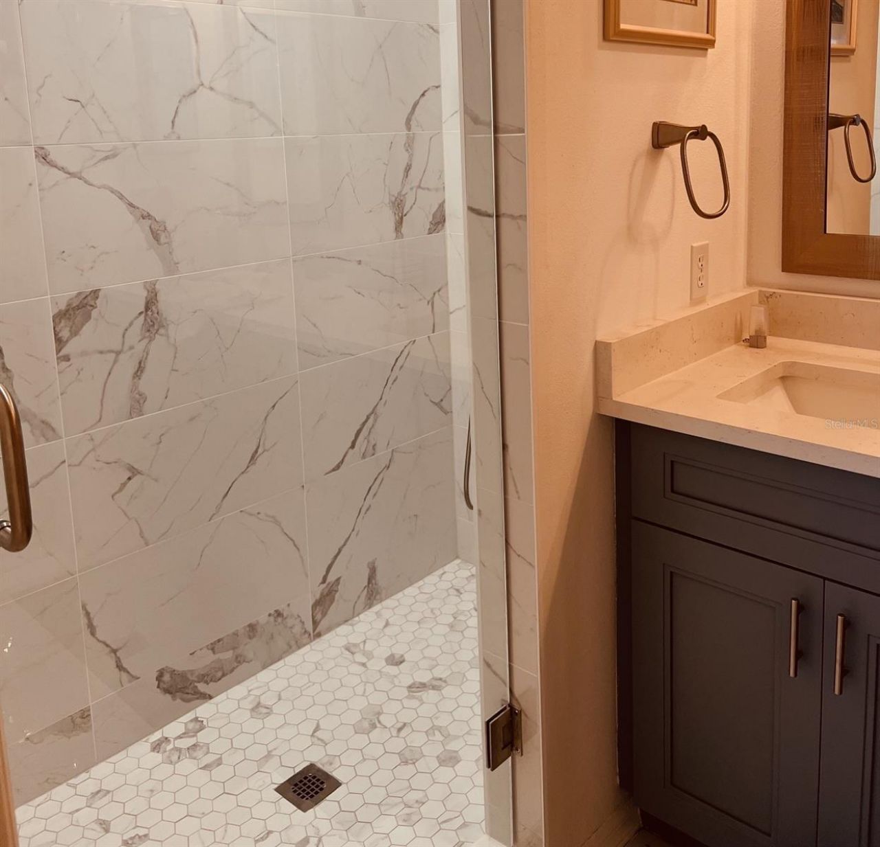 9641 Castle Point Drive, Unit 1225, Sarasota, FL 34238 Photo