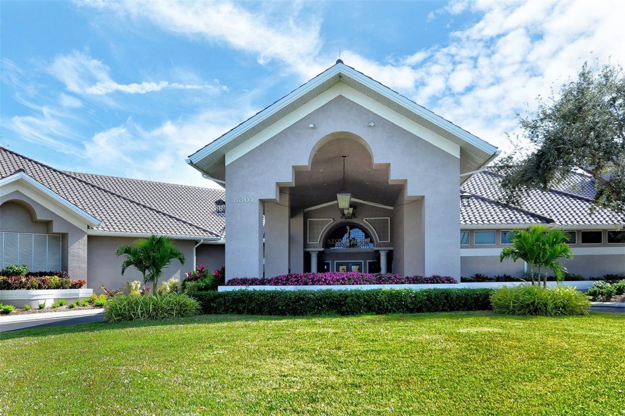 9641 Castle Point Drive, Unit 1225, Sarasota, FL 34238 Photo