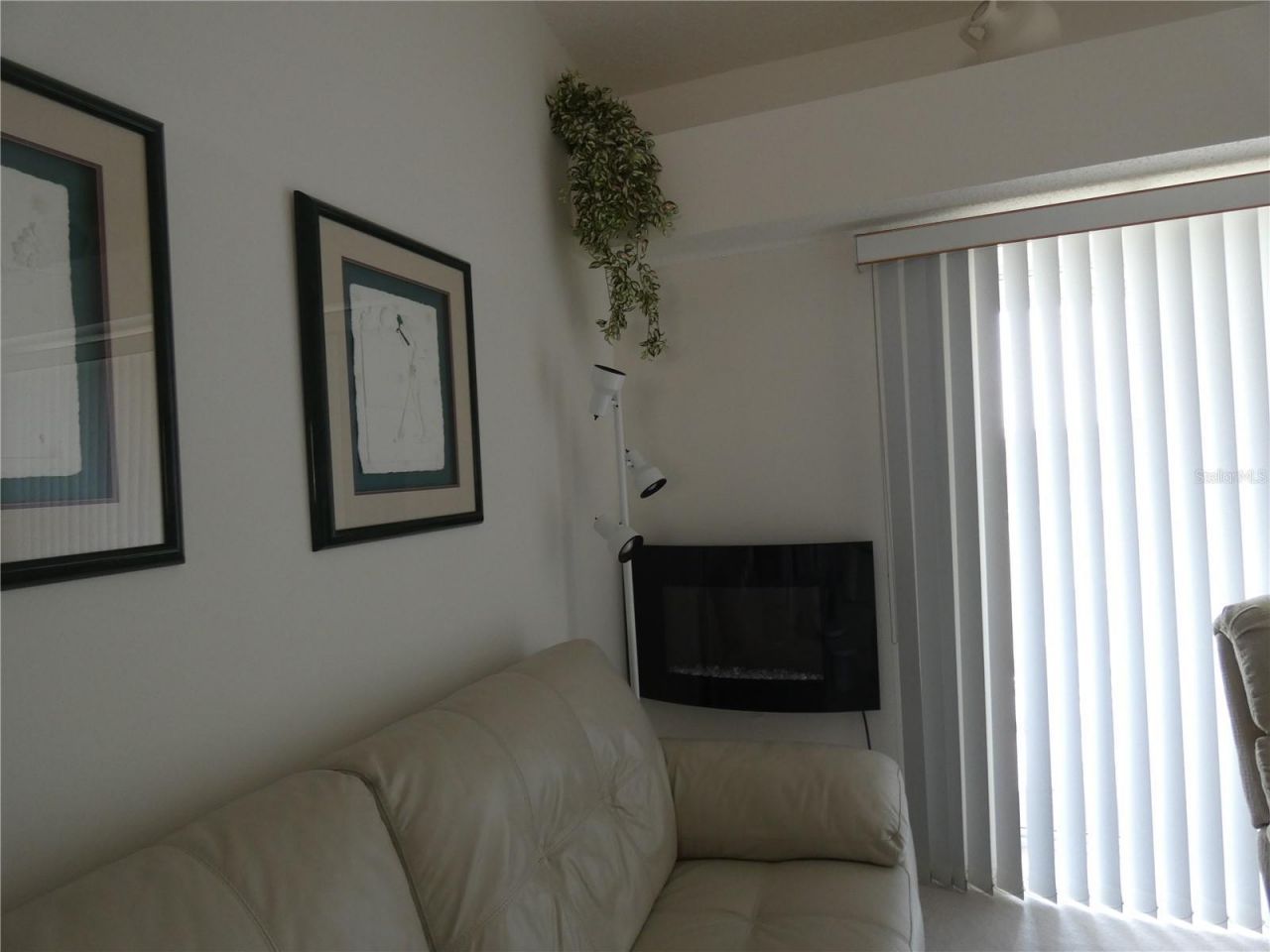 9641 Castle Point Drive, Unit 1225, Sarasota, FL 34238 Photo