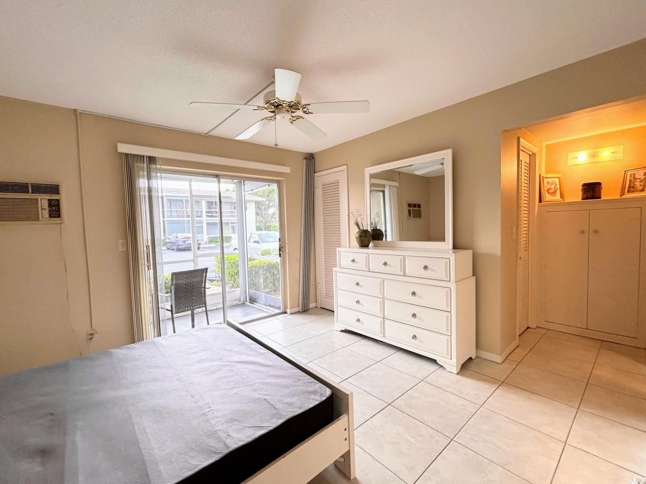 680 Horizons W, Unit 103, Boynton Beach, FL 33435 Photo