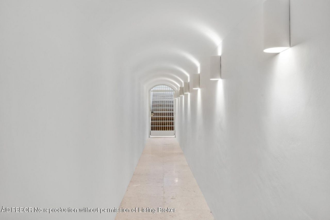 1540 S Ocean Boulevard, Palm Beach, FL 33480 Photo