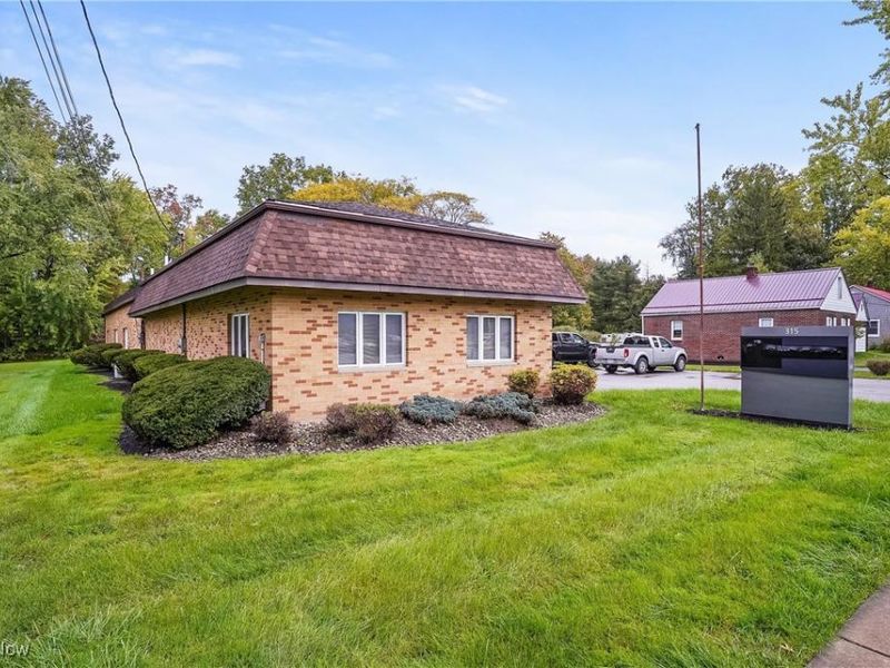 315 E Main Street, Orwell, OH 44076 Photo 3