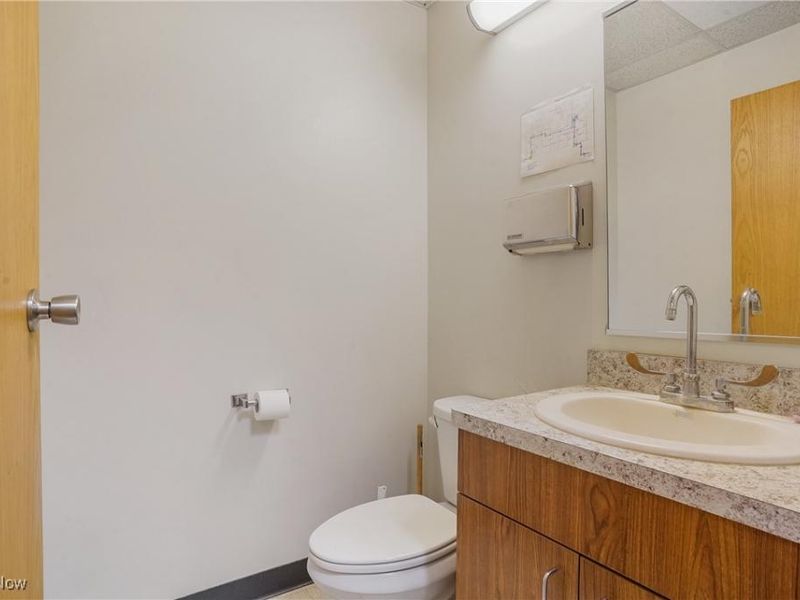 315 E Main Street, Orwell, OH 44076 Photo 42