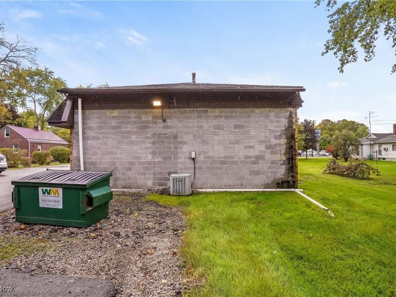 315 E Main Street, Orwell, OH 44076 Photo 8