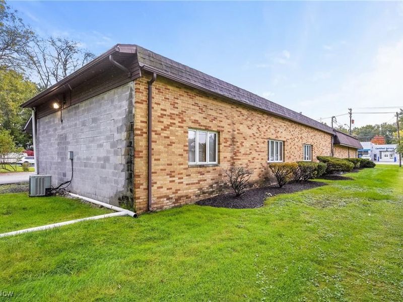 315 E Main Street, Orwell, OH 44076 Photo 9