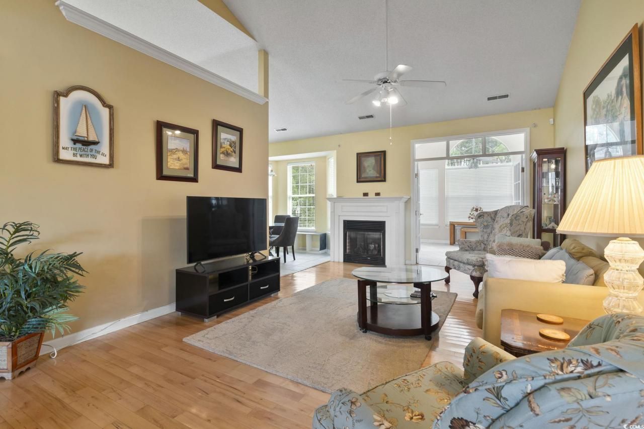 490 Blackberry Ln. Photo 3