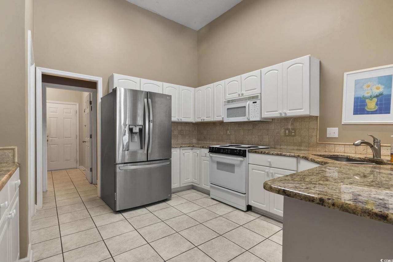 490 Blackberry Ln. Photo 6