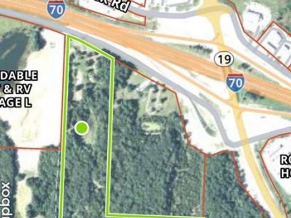 432 Tree Farm Rd., New Florence, MO 63363