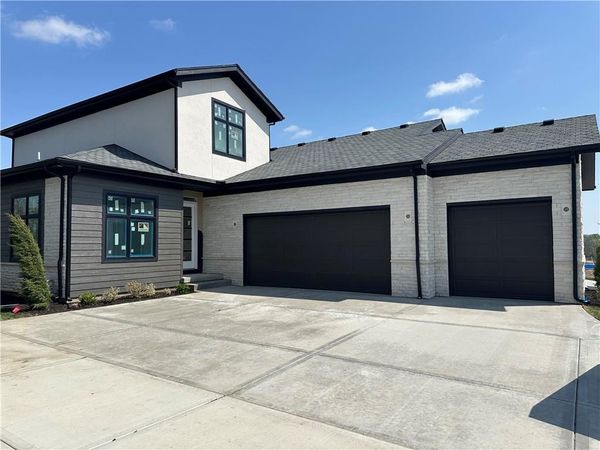 2852 W 133rd Terrace, Leawood, KS 66209