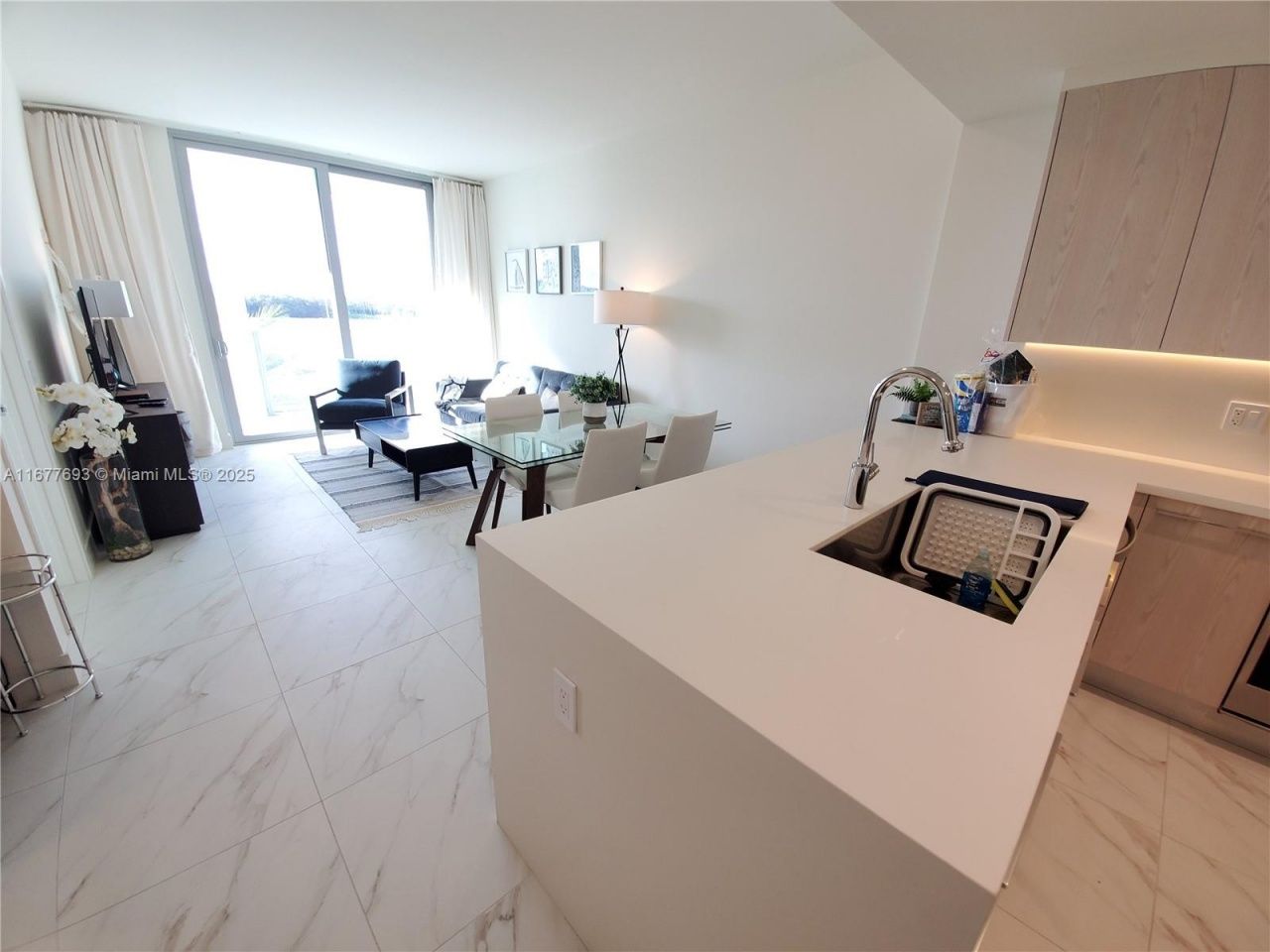 2000 Metropica Way, Unit 305, Sunrise, FL 33323 Photo