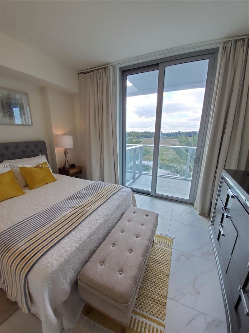 2000 Metropica Way, Unit 305, Sunrise, FL 33323 Photo