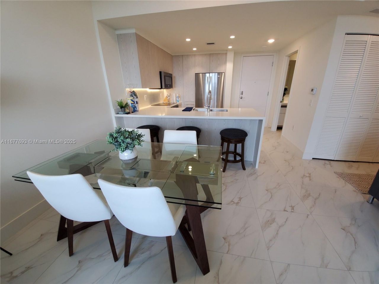 2000 Metropica Way, Unit 305, Sunrise, FL 33323 Photo