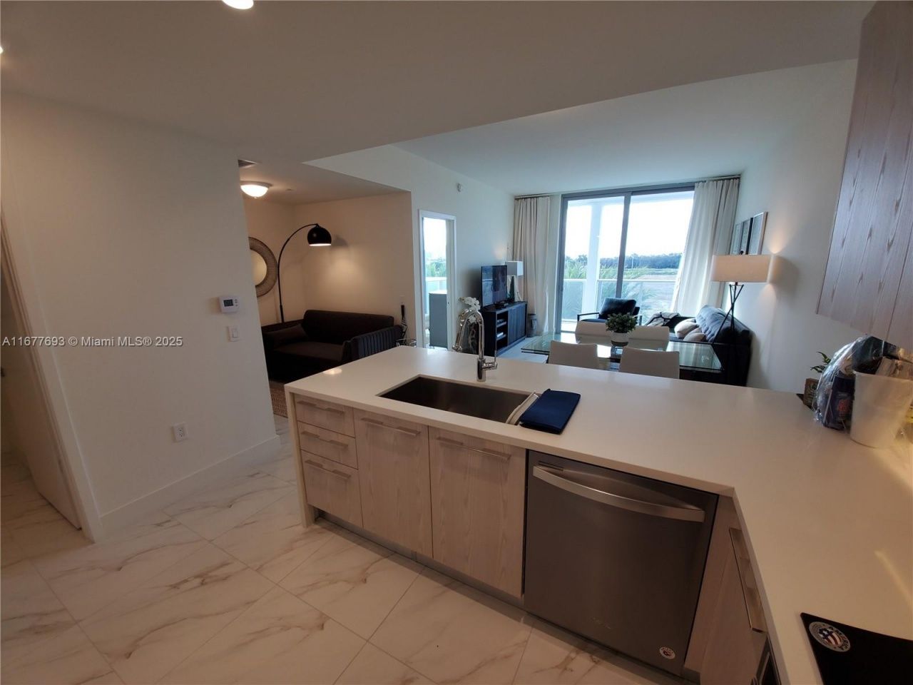 2000 Metropica Way, Unit 305, Sunrise, FL 33323 Photo