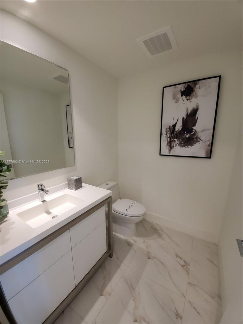 2000 Metropica Way, Unit 305, Sunrise, FL 33323 Photo