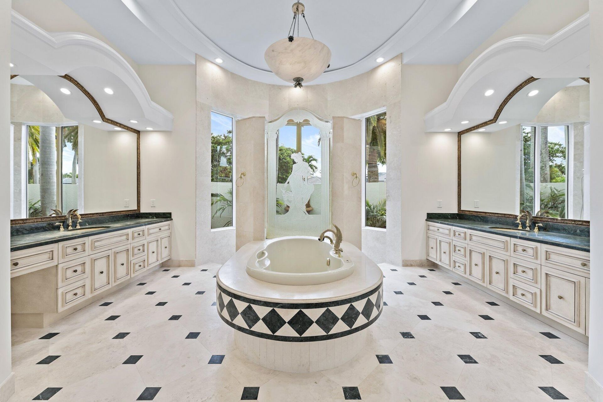 42 Saint Thomas Drive, Palm Beach Gardens, FL 33418 Photo