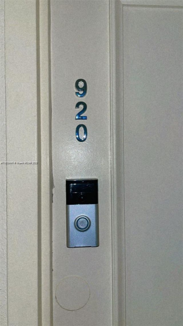 1000 Parkview Dr, Unit 920, Hallandale Beach, FL 33009 Photo