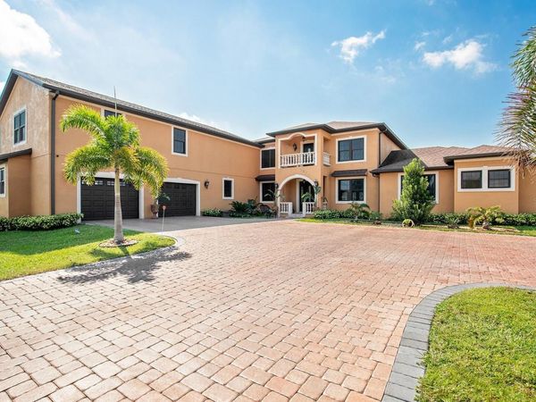 3211 LAKESHORE BOULEVARD, ST CLOUD, FL 34769