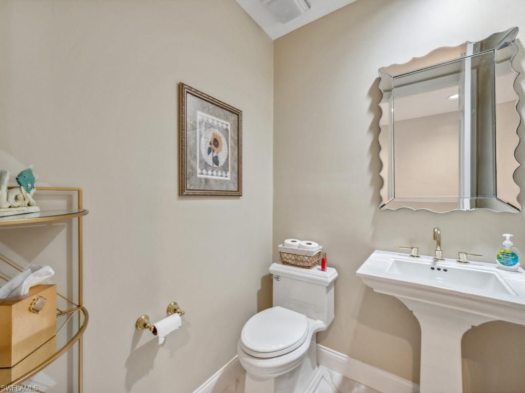 241 Colonade Cir, Naples, FL 34103 Photo