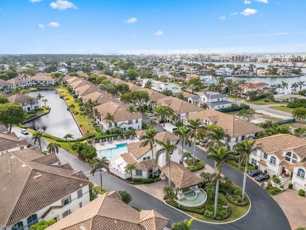 241 Colonade Cir, Naples, FL 34103 Photo