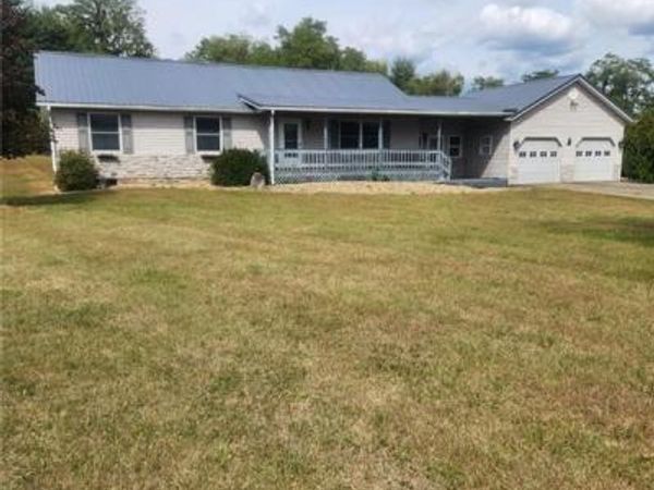 31 Apple Valley Blvd, Howard, OH 43028