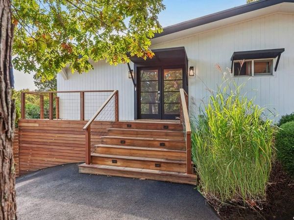 69 Three Mile Harbor Drive, East Hampton, NY 11937