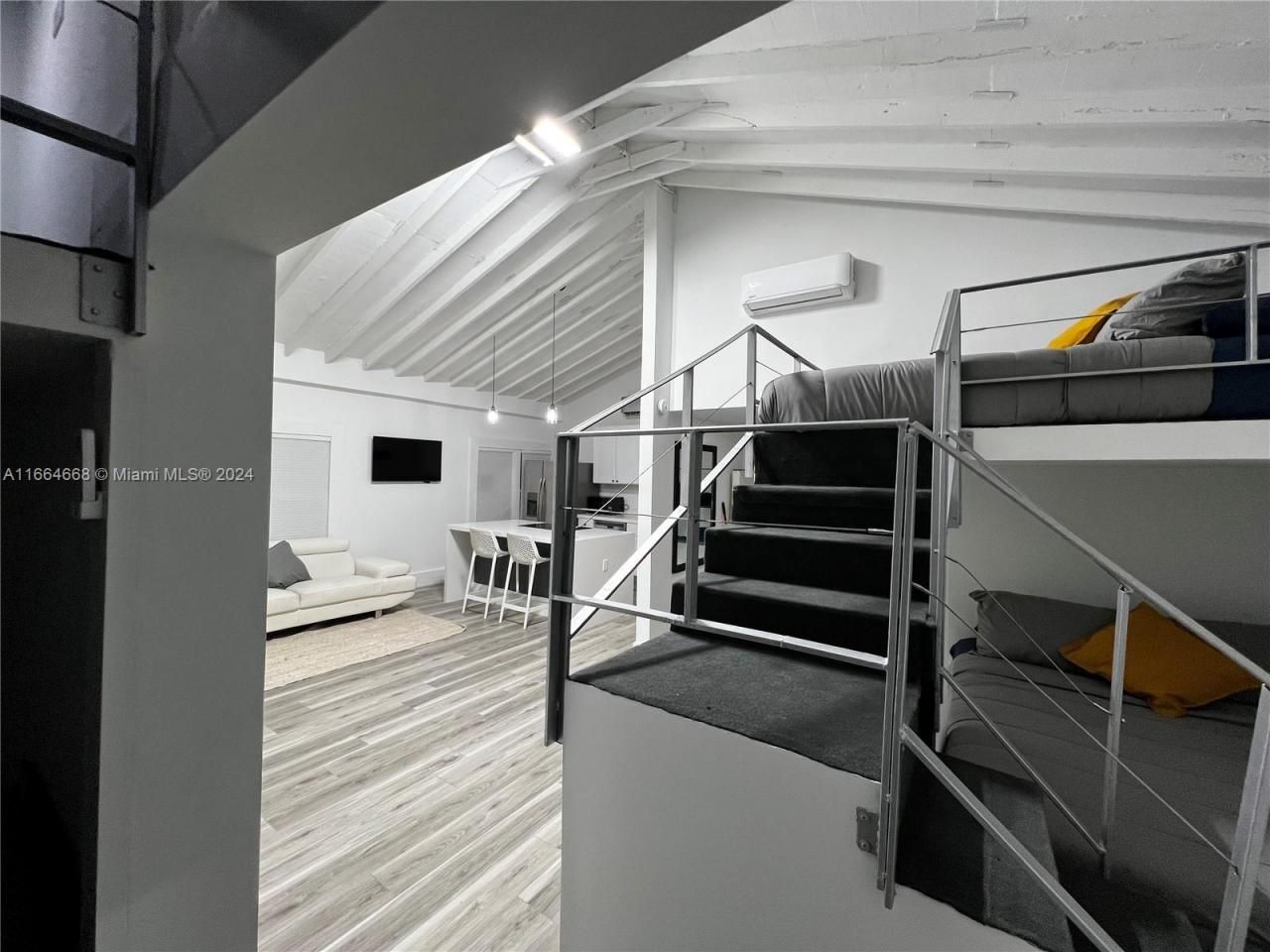 844 SW 8th Ave, Miami, FL 33130 Photo