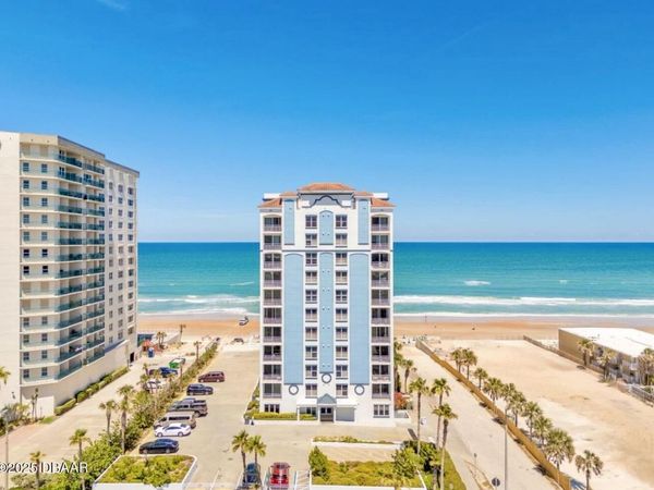 2071 S Atlantic Avenue, Unit 305, Daytona Beach Shores, FL 32118