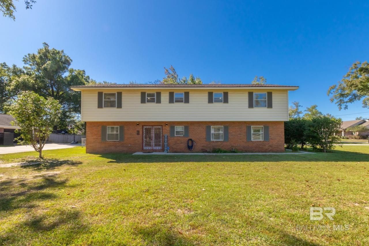 1407 N Alston Street, Foley, AL 36535 Main Photo