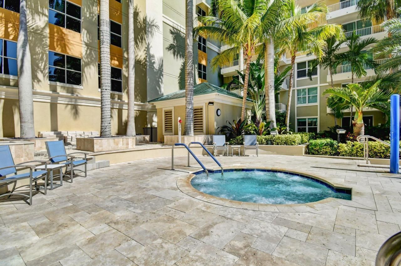 100 NE 6th Street, Unit 505, Boynton Beach, FL 33435 Photo