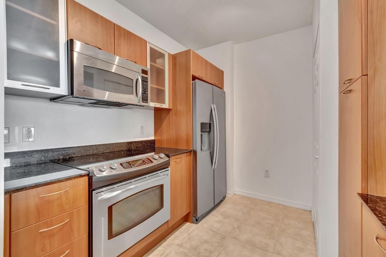 100 NE 6th Street, Unit 505, Boynton Beach, FL 33435 Photo