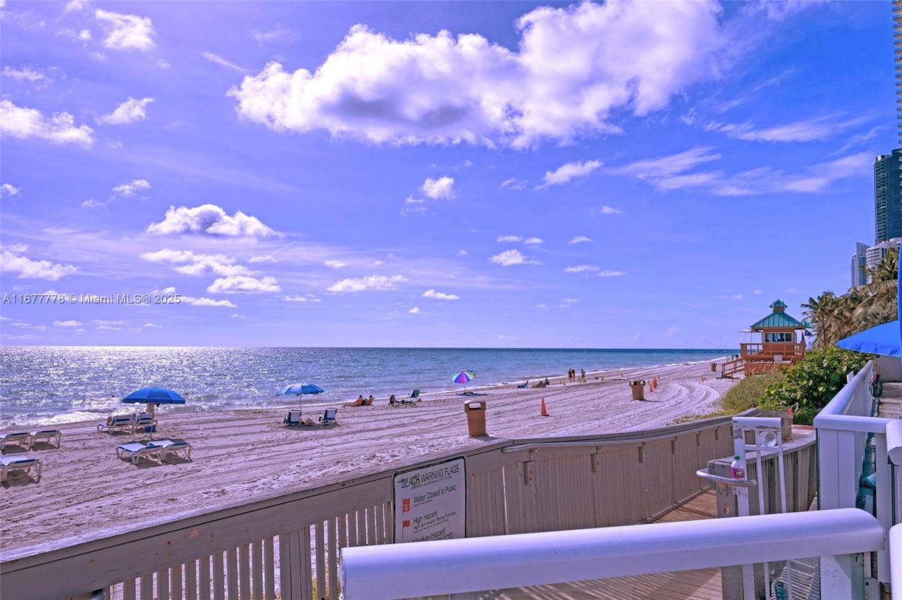 19201 Collins Ave, Unit 630, Sunny Isles Beach, FL 33160 Photo