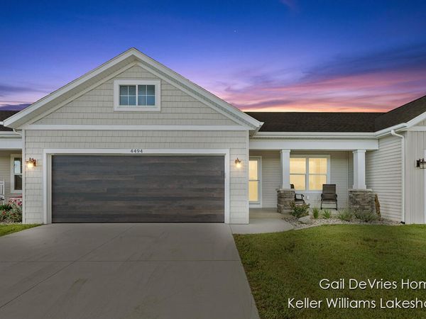 4494 Meadow Pond Way, Unit 68, Hamilton, MI 49419