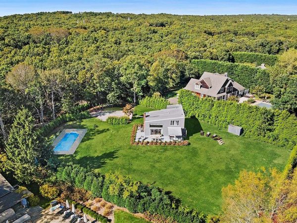 700 Edge Of Woods Road, Water Mill, NY 11976