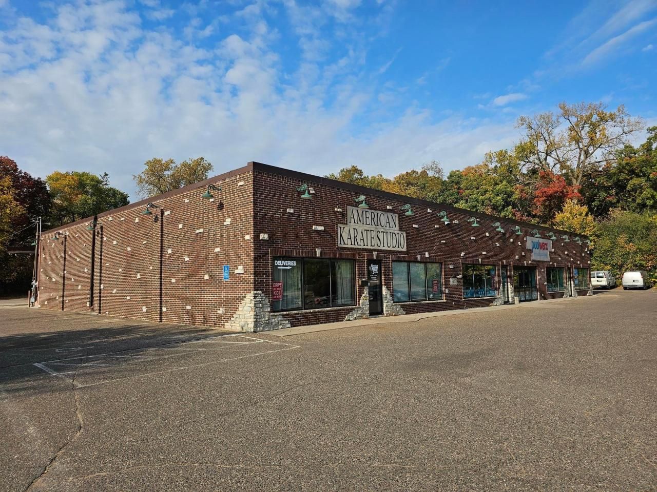 13110 Excelsior Boulevard, Hopkins, MN 55343