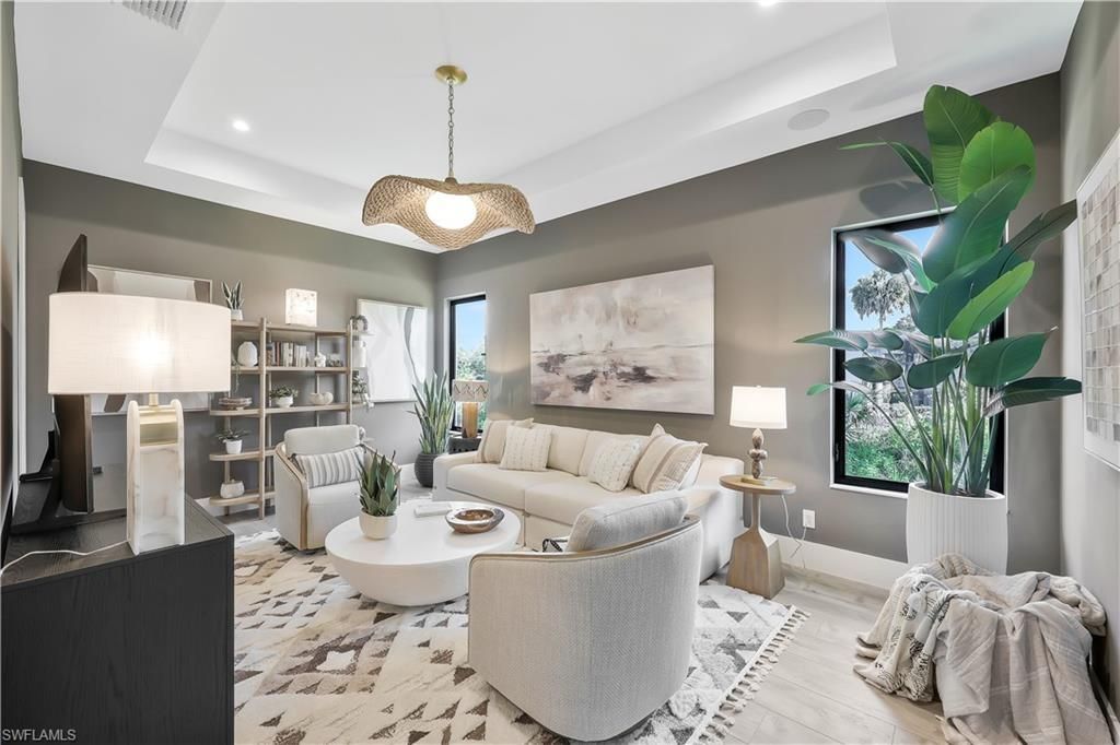 933 11th St Sw, Naples, FL 34117 Photo